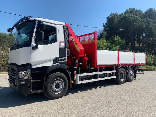 Jesús Roncero C.: Servicio camión-grúa y transporte de mercancías.  en Badalona Barcelona