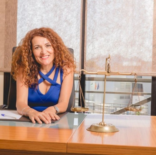 Carmen Manzano