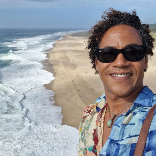 Magno Mariano: Músico, cantante, guitarrista y compositor  en Granadilla  de Abona Santa Cruz de Tenerife