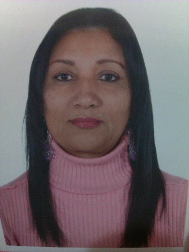 Didxie Cristina Cuero: Auxiliar de geriatria con certificado profesional  en madrid Madrid