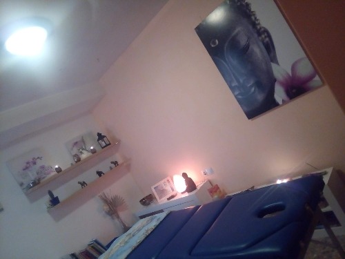 Carmen: Terapeuta reiki y flores de bach Carmen: Terapeuta reiki y flores de bach
