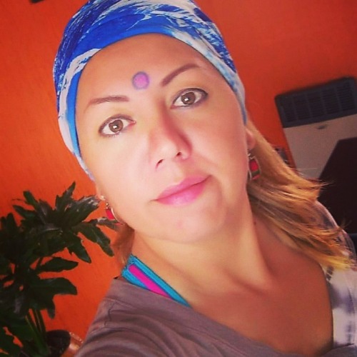 Mónica Tevez: Terapeuta, yogui, comunicadora  en Metepec