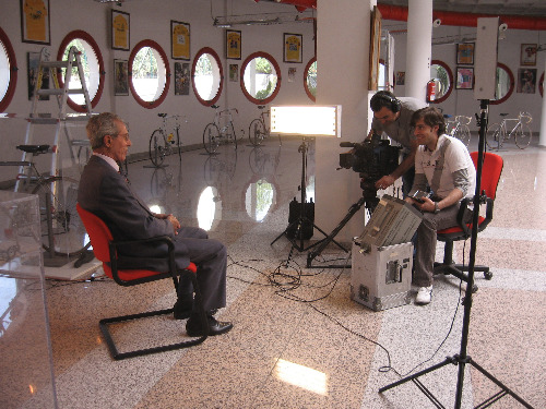 Trabajo2 Productora audiovisual, especializada en video corporativo, videos para empresas, - Rechd.es