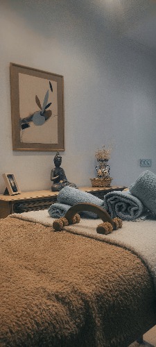 Trabajo2 Masajista profesional - Zen At Home