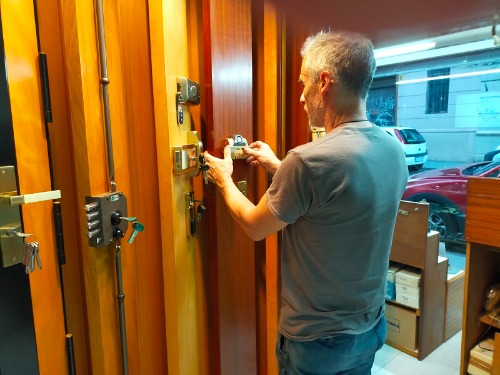 Trabajo3 Cerrajeros  en Barcelona - Cerrajeros Barcelona Cerca 24 Horas