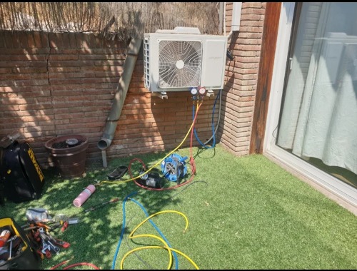 Trabajo3 Instalación y mantenimiento aire acondicionado etc  en Barcelona - Ueslei