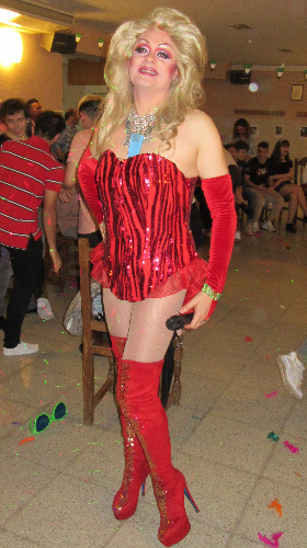 Trabajo3 Artista animador y showman para eventos y fiestas  en Madrid - Drag Queen Gabrielle