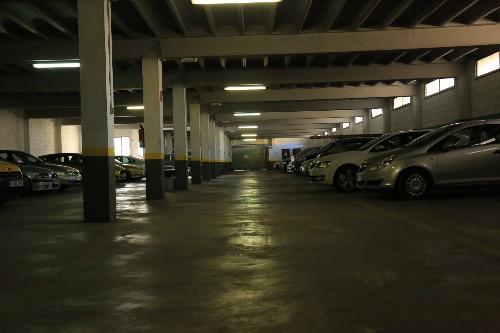 Trabajo4 Carlos Lozano Rodrigo - Parking aeropuerto hortalegre  en paterna Valencia