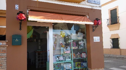 Trabajo3 Tienda de regalos , decoración con globos , elaboración de piñatas méxicanas  en El Viso del Alcor Sevilla - Reyna Edith