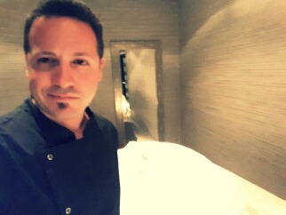 Trabajo1 Masajista & terapeuta de spa  en Marbella Málaga - Charly Zicavo