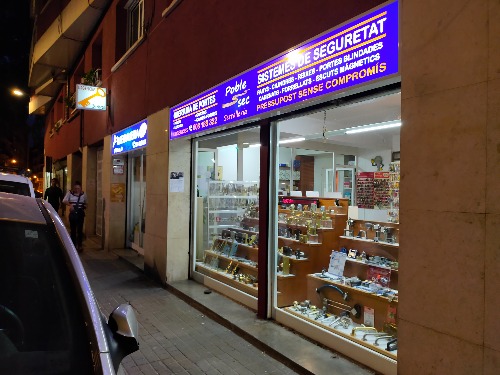 Trabajo2 Servicio de cerrajeria a domicilio 24 horas - Cerrajería Barcelona Poble Sec