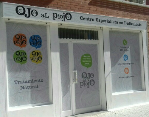 Trabajo1 Eliminación de piojos y liendres con tratamientos naturales y sistema avanzado de aspiración  en Alcobendas Madrid - Ojo Al Piojo