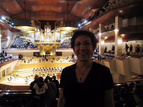 Trabajo1 Profesora de música (piano y lenguaje musical).  Directora de coro.  Licenciada en ciencias químicas.  en Madrid - Carmen Esbri