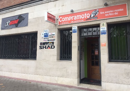 Trabajo1 Tienda de accesorios, ropa, cascos, repuestos, recambios para moto y motero  en Madrid - Compramoto