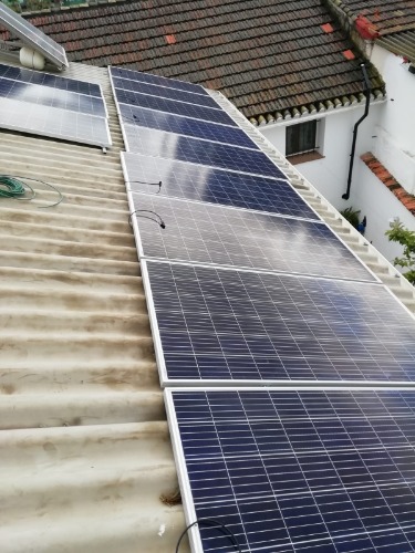 Trabajo3 Comercial instalaciones autoconsumo  en Rincón de la victoria Málaga - Solarplanetenergy