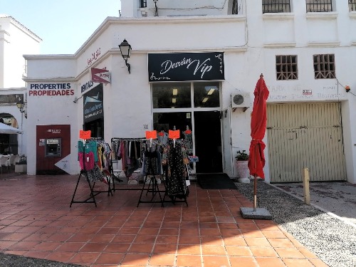 Trabajo1 Arte antigüedades decoración moda y inmobiliaria  en Benalmádena-Costa Málaga - Desván Vip