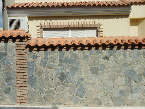 Trabajo1 Fabricacion y distribucion de piedra para zocalos  en Olula Del Rio Almería - Juan Lopez